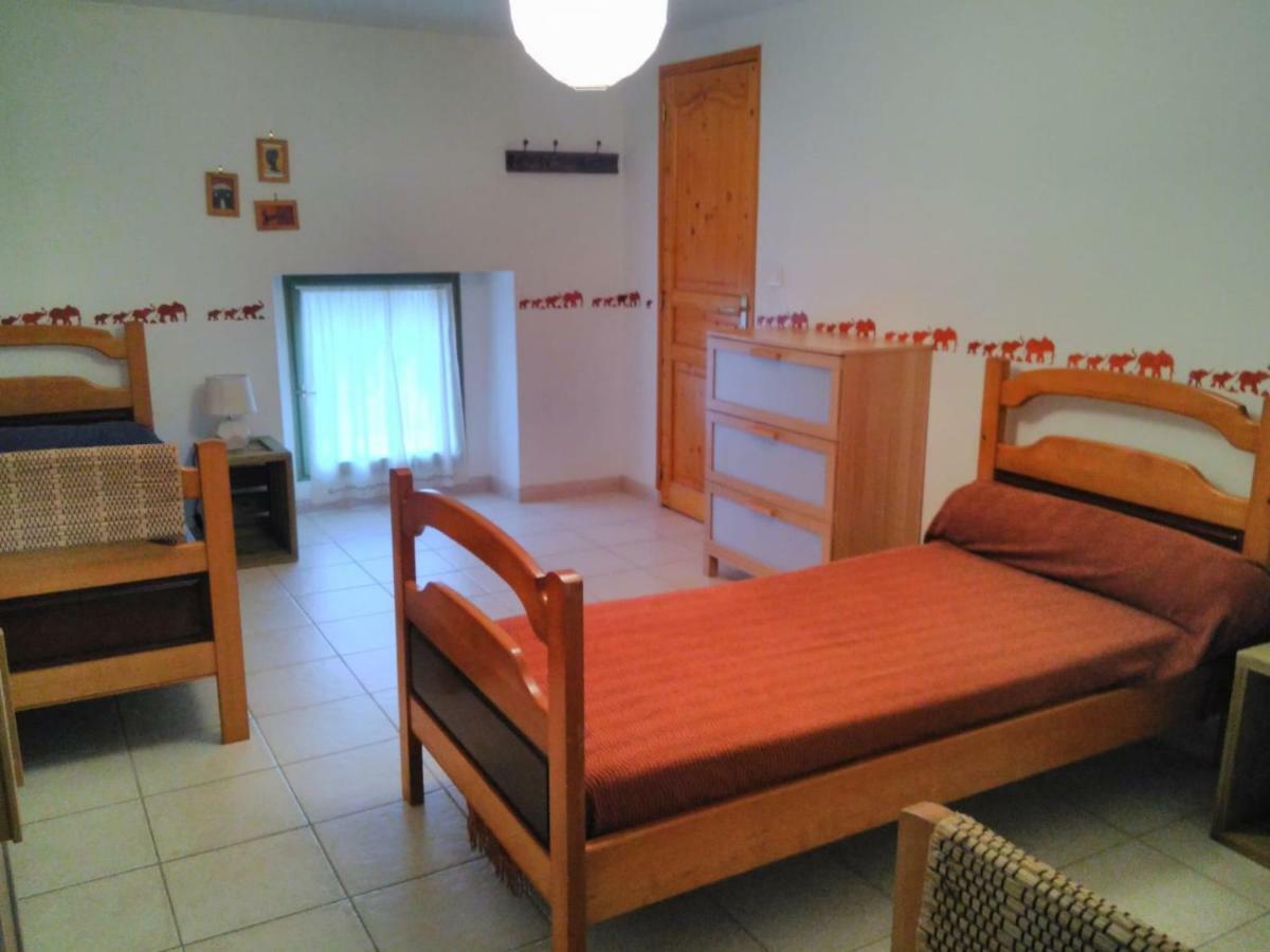 Le Coing Villa La Guiltiere Luaran gambar